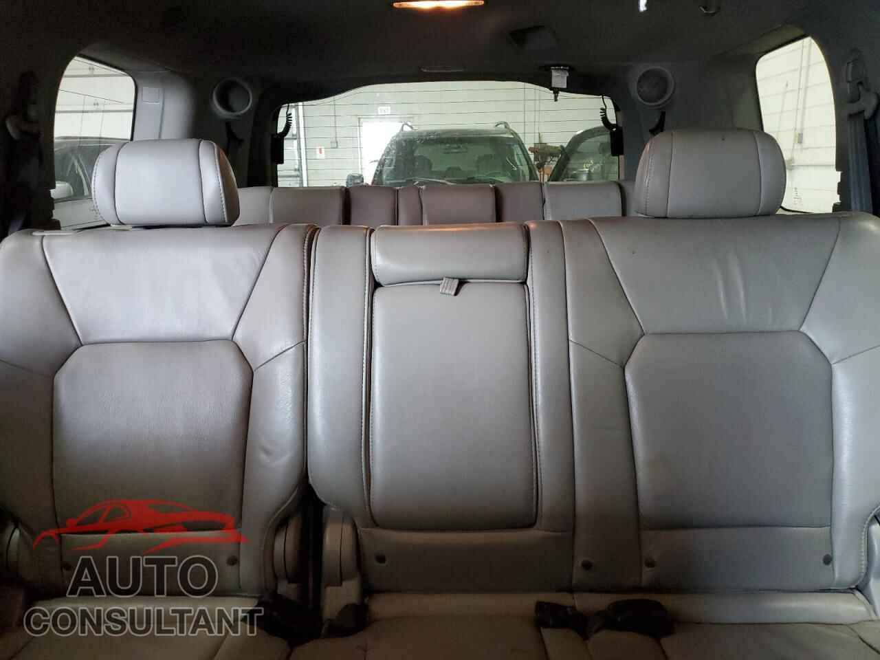 HONDA PILOT 2009 - 5FNYF48609B007739