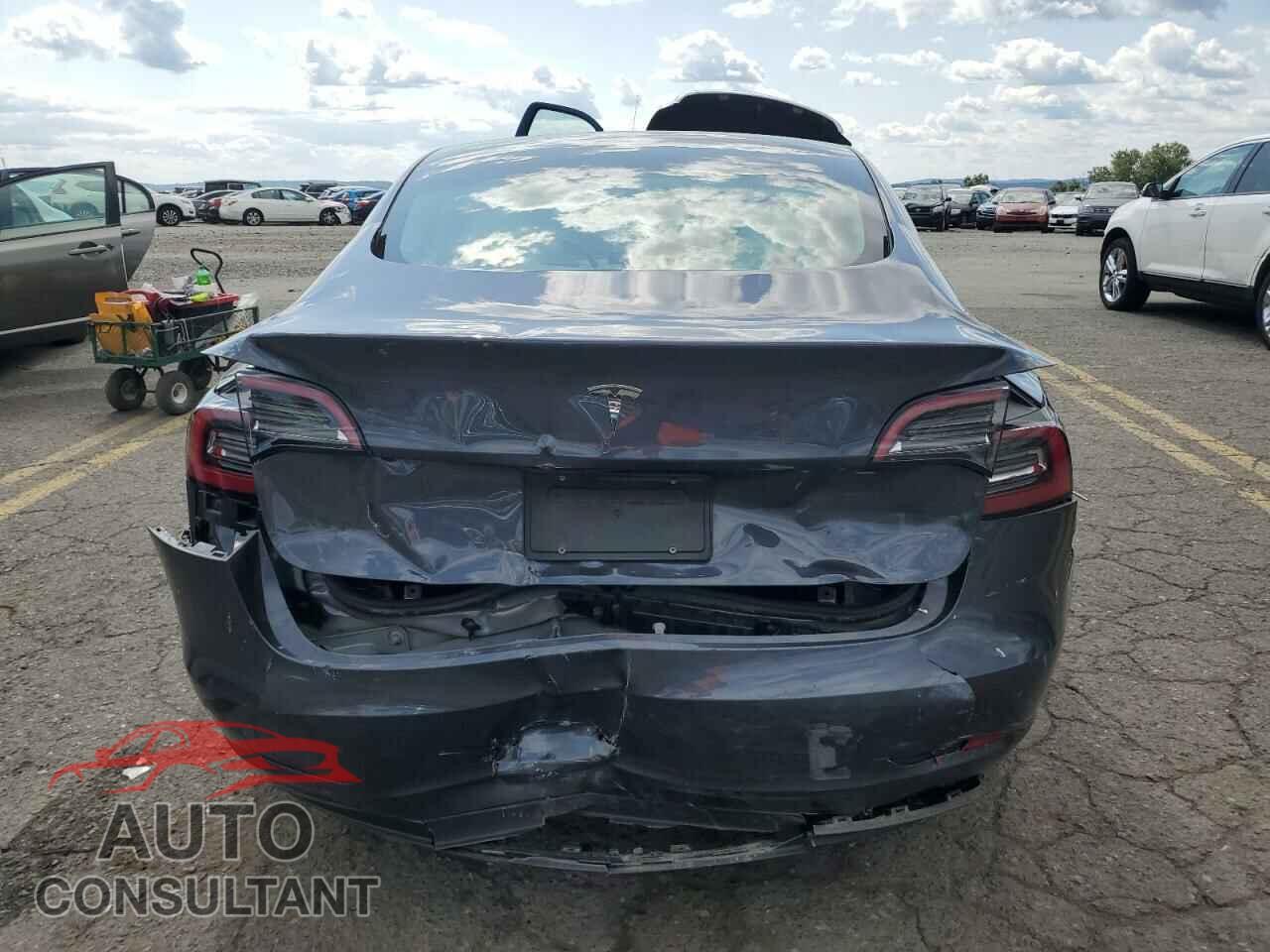 TESLA MODEL 3 2023 - 5YJ3E1EA2PF704301