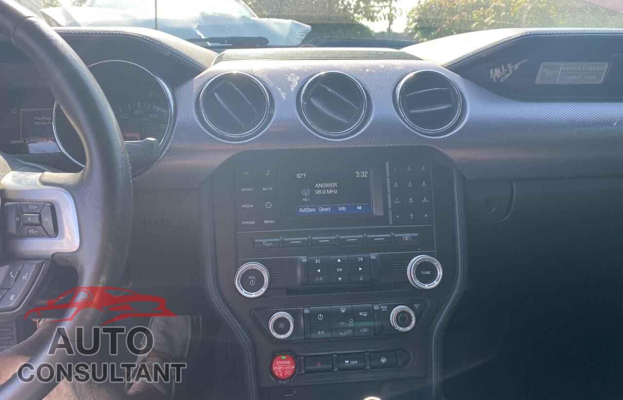 FORD MUSTANG 2017 - 1FA6P8CF7H5306573