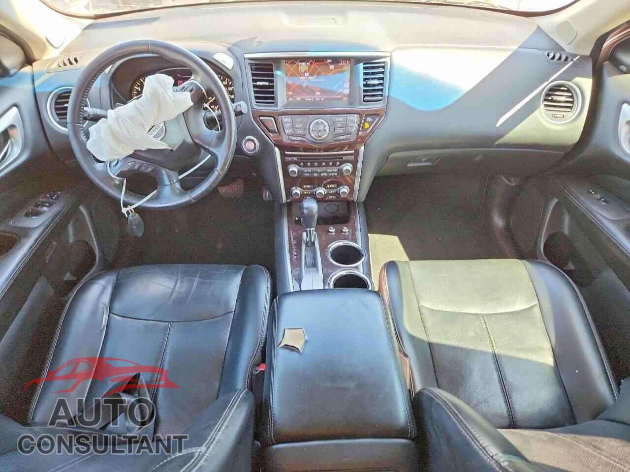 NISSAN PATHFINDER 2015 - 5N1AR2MN3FC609596