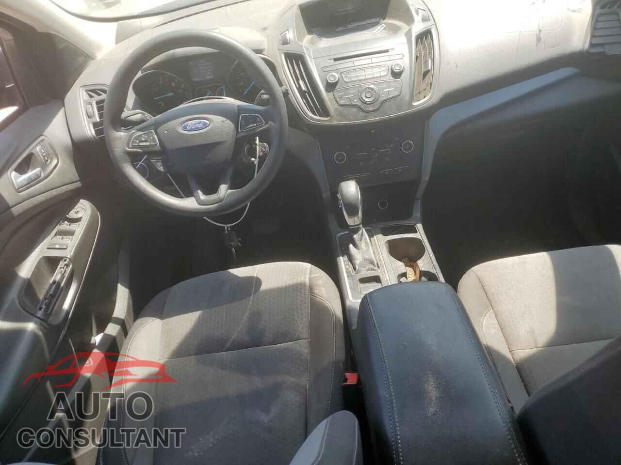 FORD ESCAPE 2018 - 1FMCU9GD8JUB75679