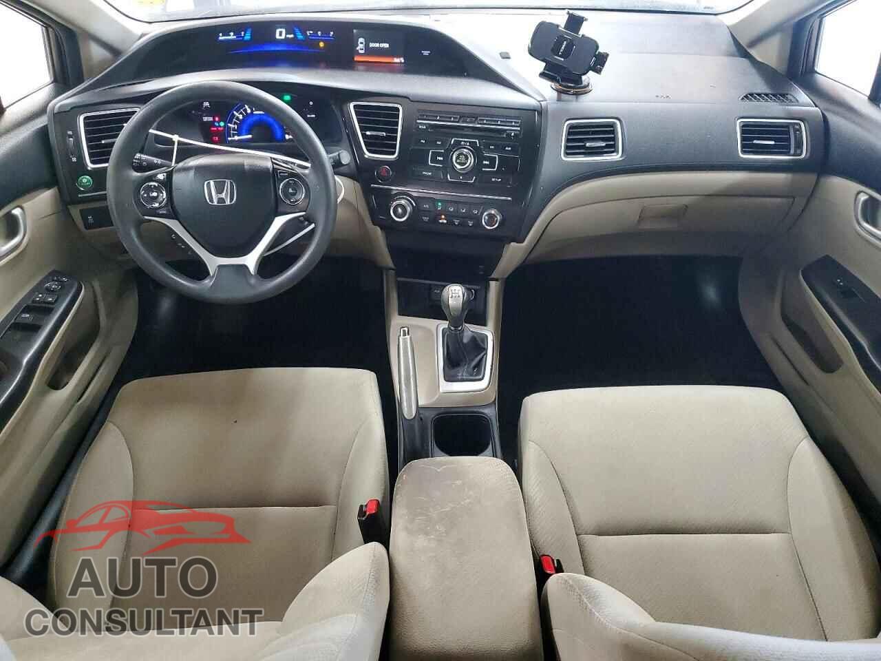 HONDA CIVIC 2013 - 19XFB2E59DE055385