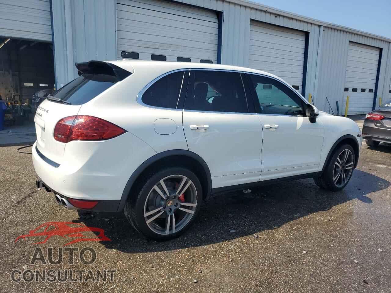PORSCHE CAYENNE 2012 - WP1AC2A25CLA80341