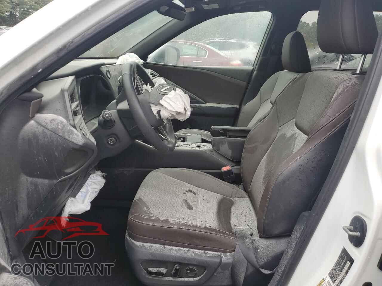 LEXUS UNKNOWN 2025 - 5TDAAAB69SS032048