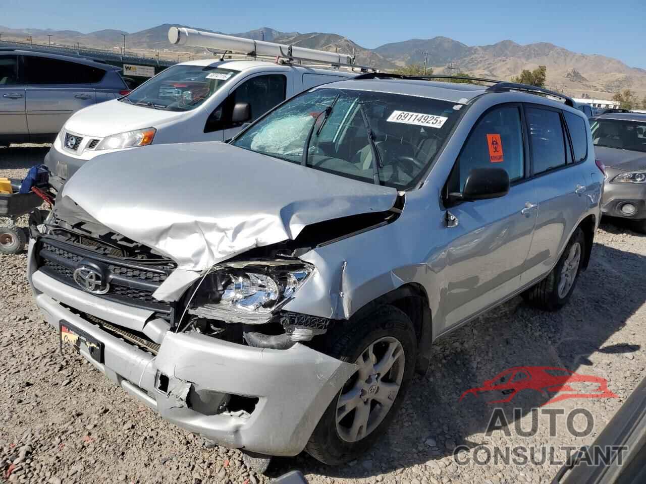 TOYOTA RAV4 2012 - 2T3ZF4DV2CW134589