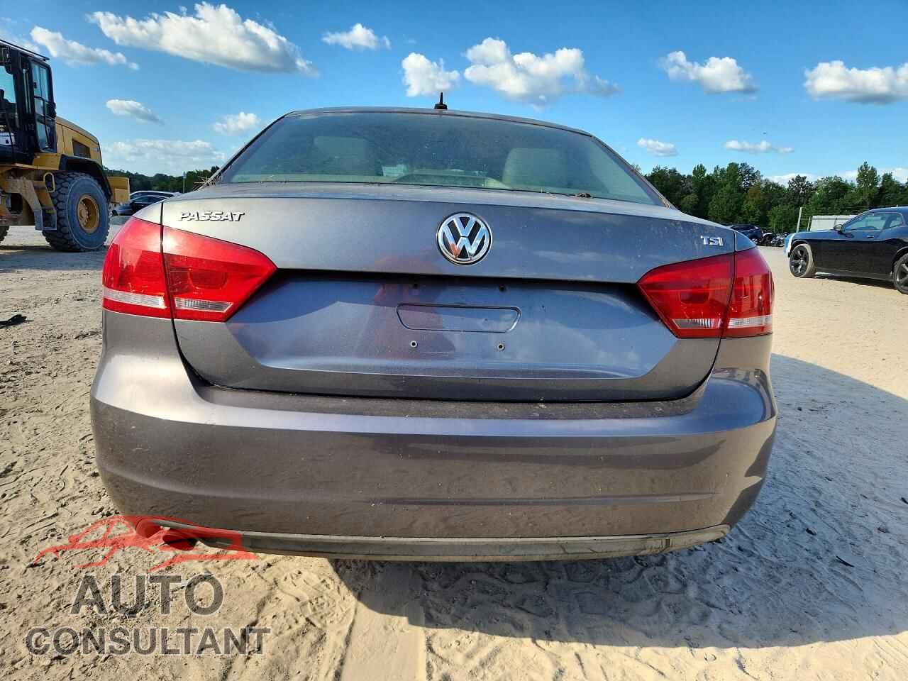 VOLKSWAGEN PASSAT 2014 - 1VWAT7A36EC076712