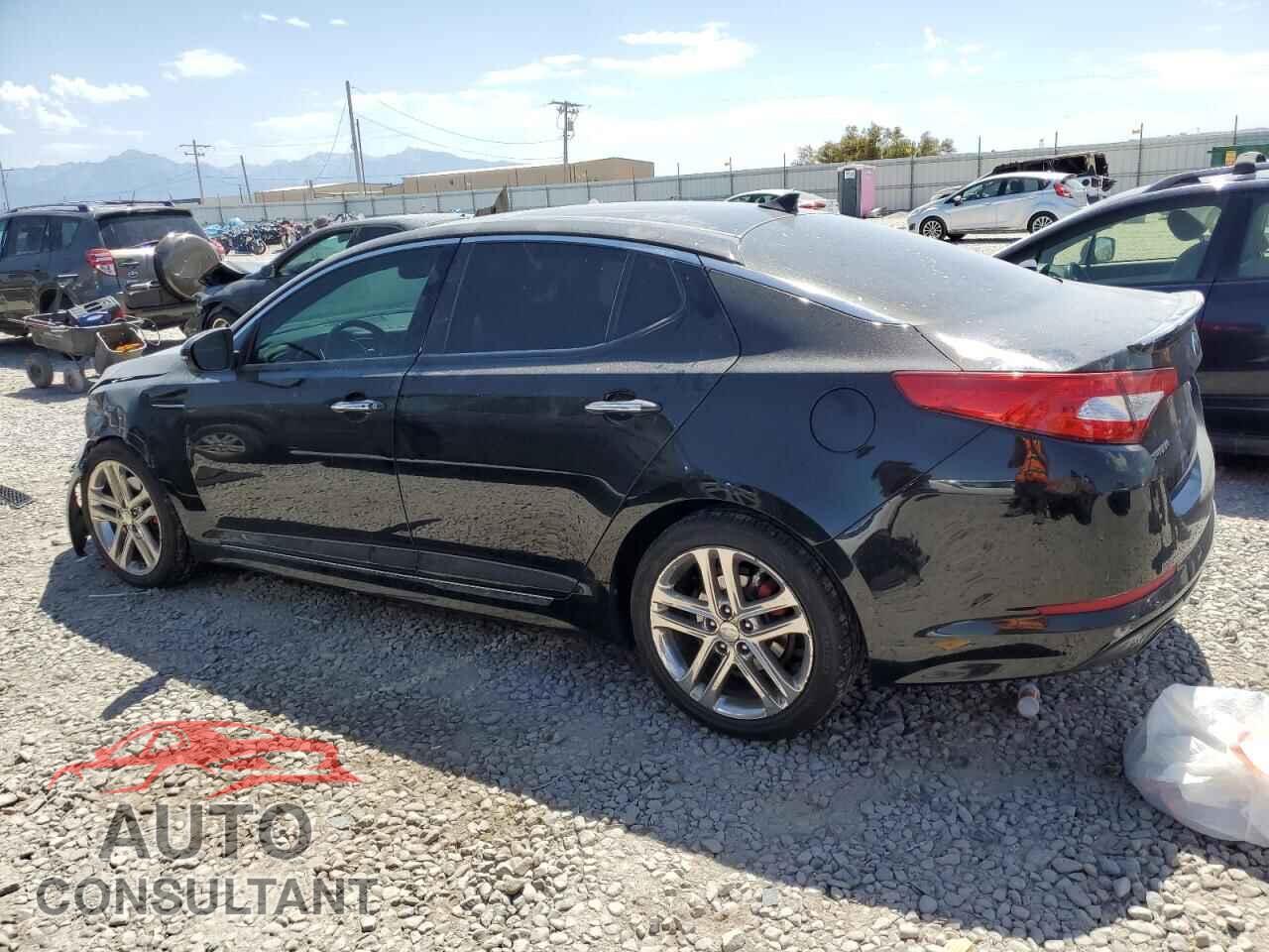KIA OPTIMA 2013 - 5XXGR4A68DG121443
