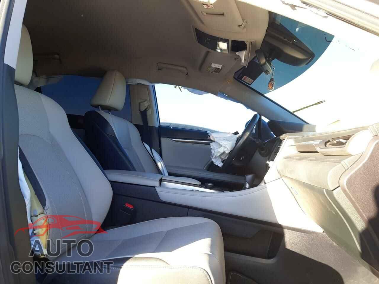 LEXUS RX350 2017 - 2T2ZZMCA9HC070957