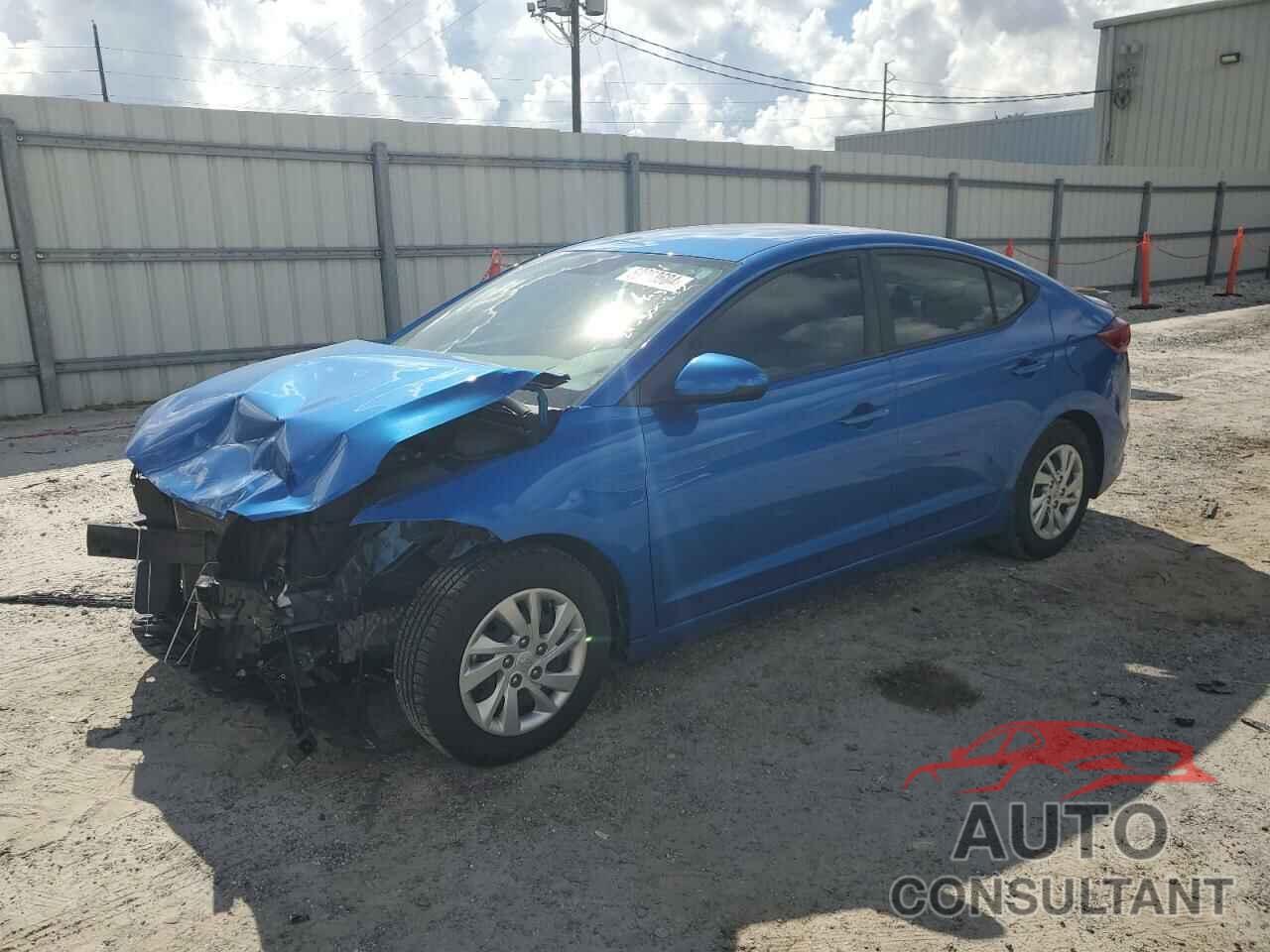 HYUNDAI ELANTRA 2018 - KMHD74LF0JU473102