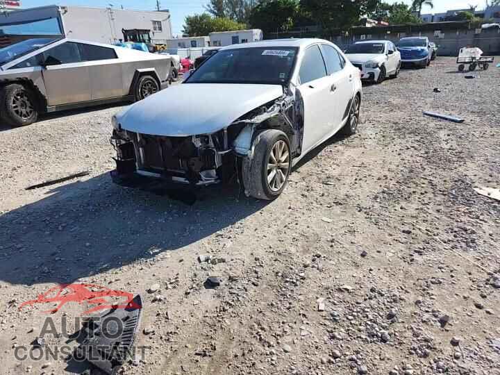 LEXUS IS 2015 - JTHBF1D22F5045072