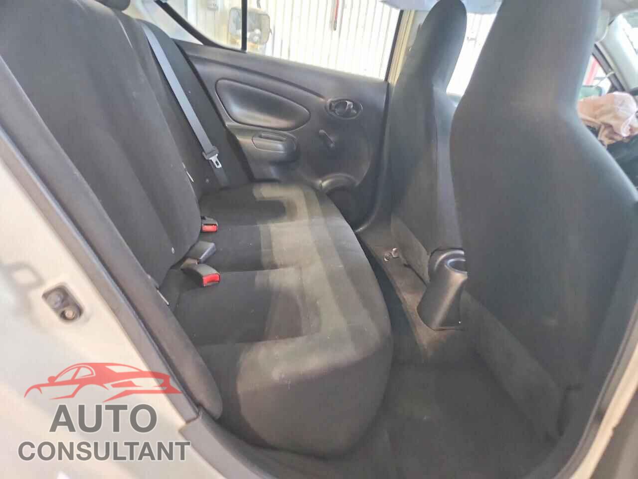 NISSAN VERSA 2012 - 3N1CN7AP1CL861670