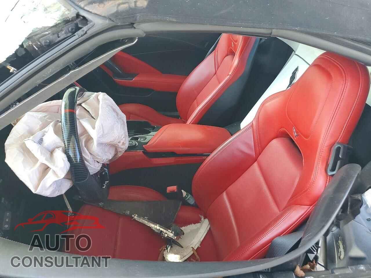 CHEVROLET CORVETTE 2015 - 1G1YM3D72F5113470
