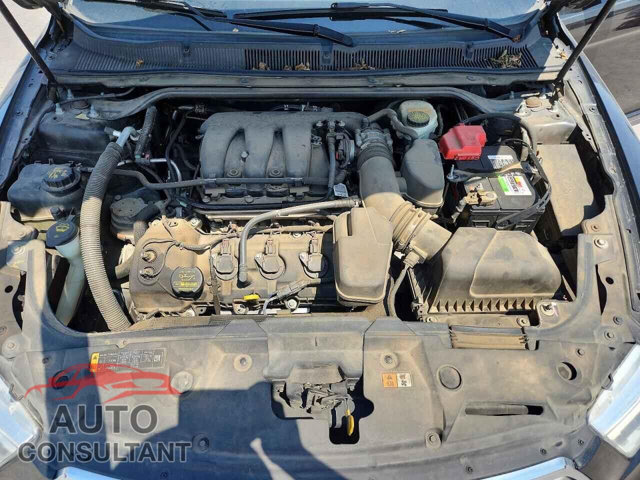 FORD TAURUS 2013 - 1FAHP2E89DG214870