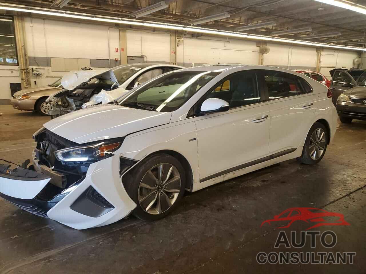 HYUNDAI IONIQ 2017 - KMHC05LC7HU026885