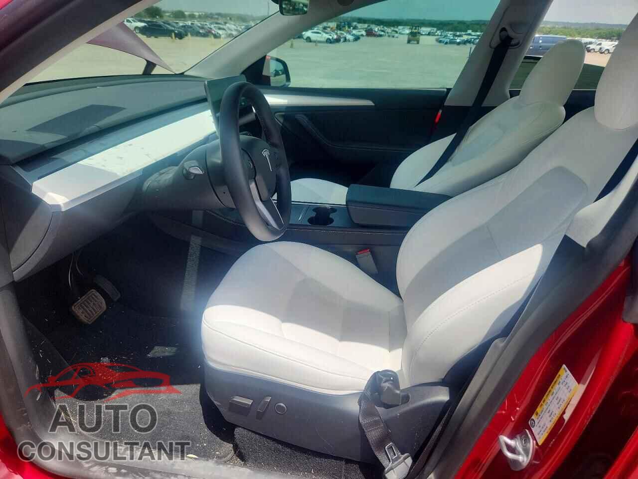 TESLA MODEL Y 2025 - 7SAYGDED0SA337242