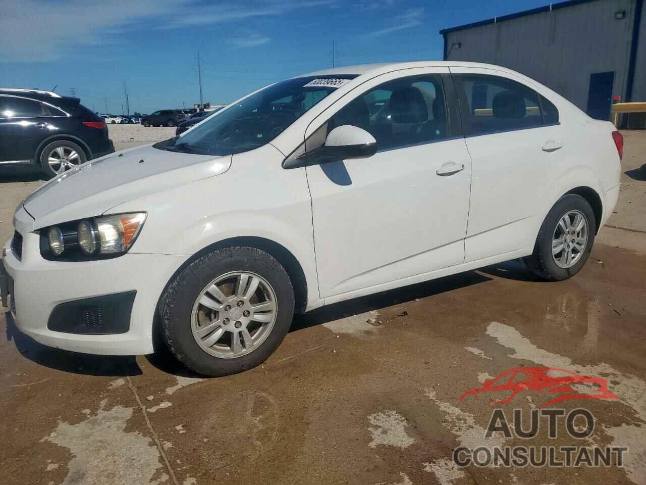 CHEVROLET SONIC 2016 - 1G1JC5SH8G4119454