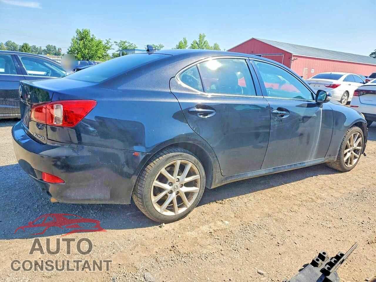 LEXUS IS 2013 - JTHCF5C28D5061352