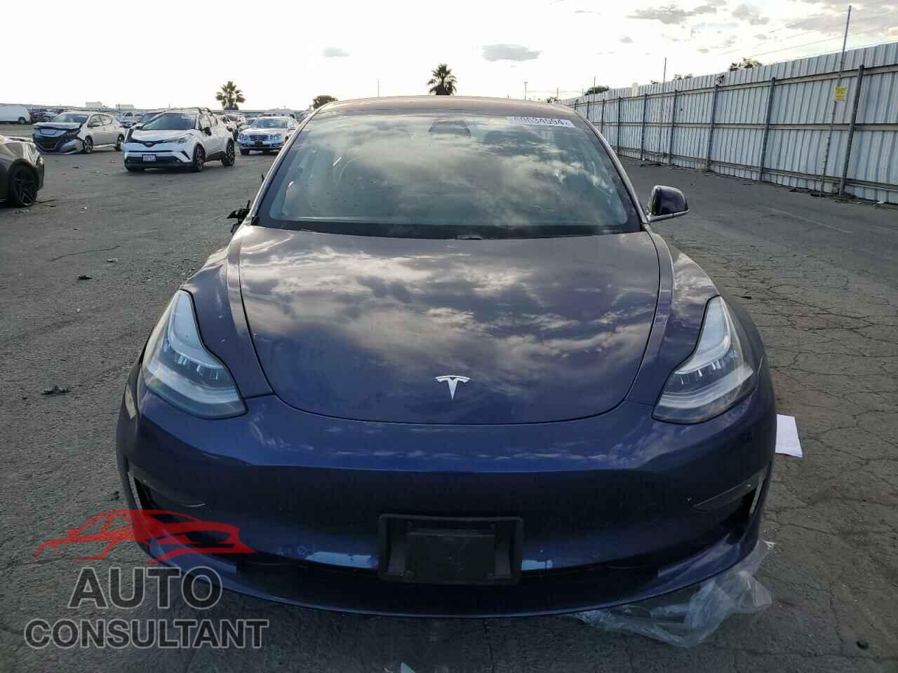 TESLA MODEL 3 2018 - 5YJ3E1EB7JF105278