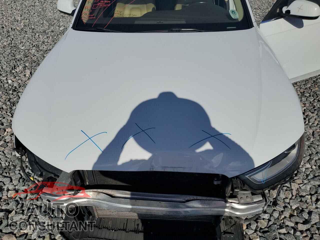 AUDI A4 2013 - WAUAFAFL7DA185977
