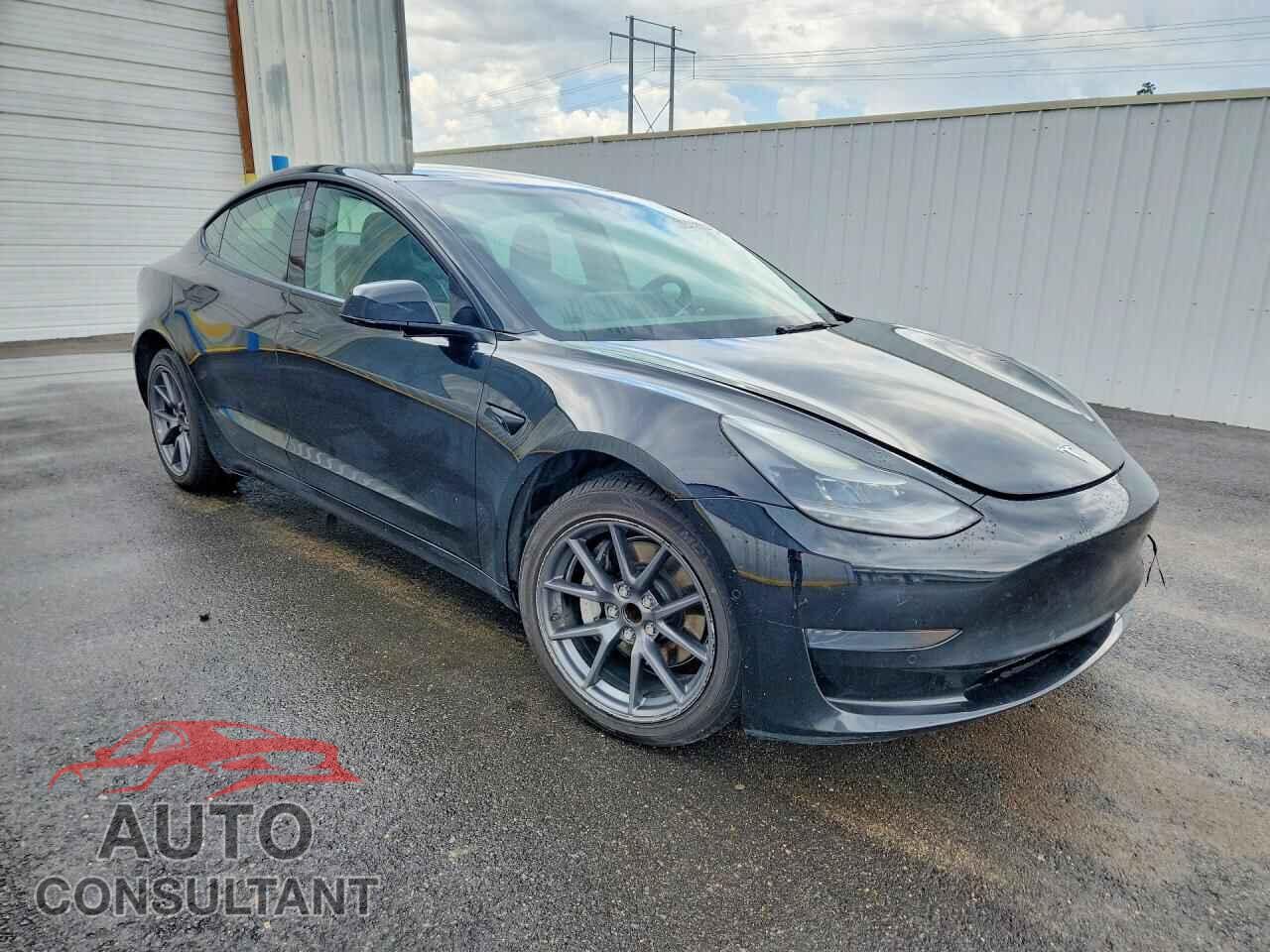 TESLA MODEL 3 2022 - 5YJ3E1EA9NF187673