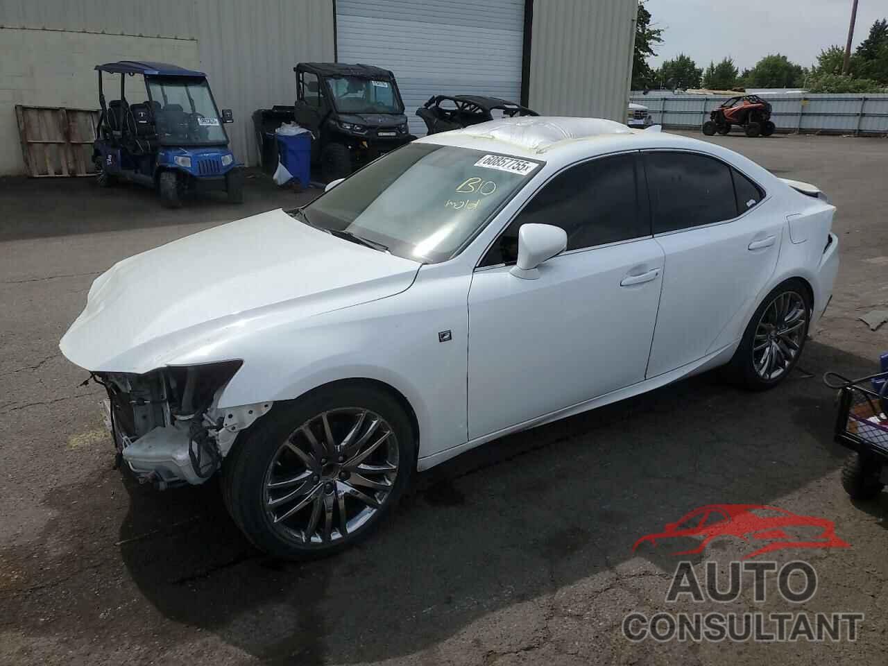 LEXUS IS 2014 - JTHBE1D23E5008680