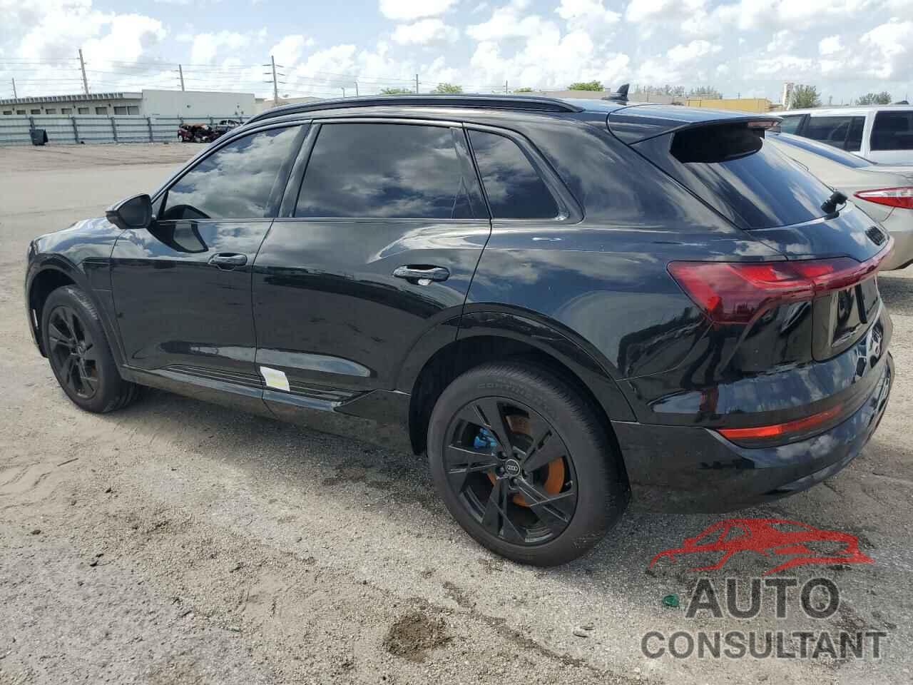 AUDI E-TRON 2022 - WA1LAAGE2NB027885