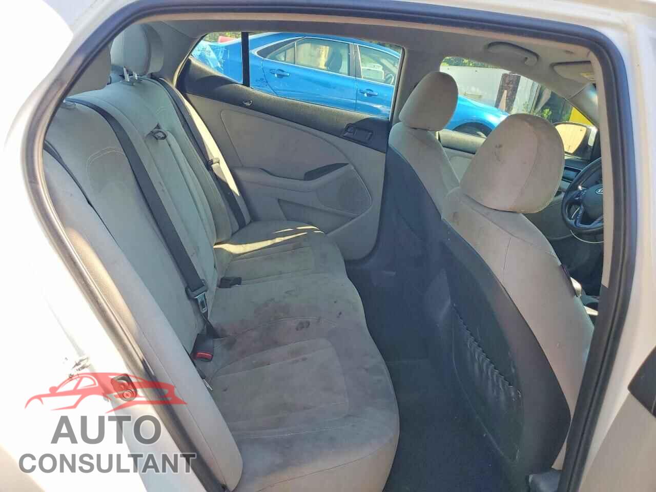 KIA OPTIMA 2011 - KNAGM4A78B5160152