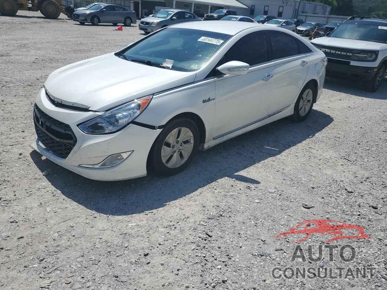 HYUNDAI SONATA 2015 - KMHEC4A48FA132881