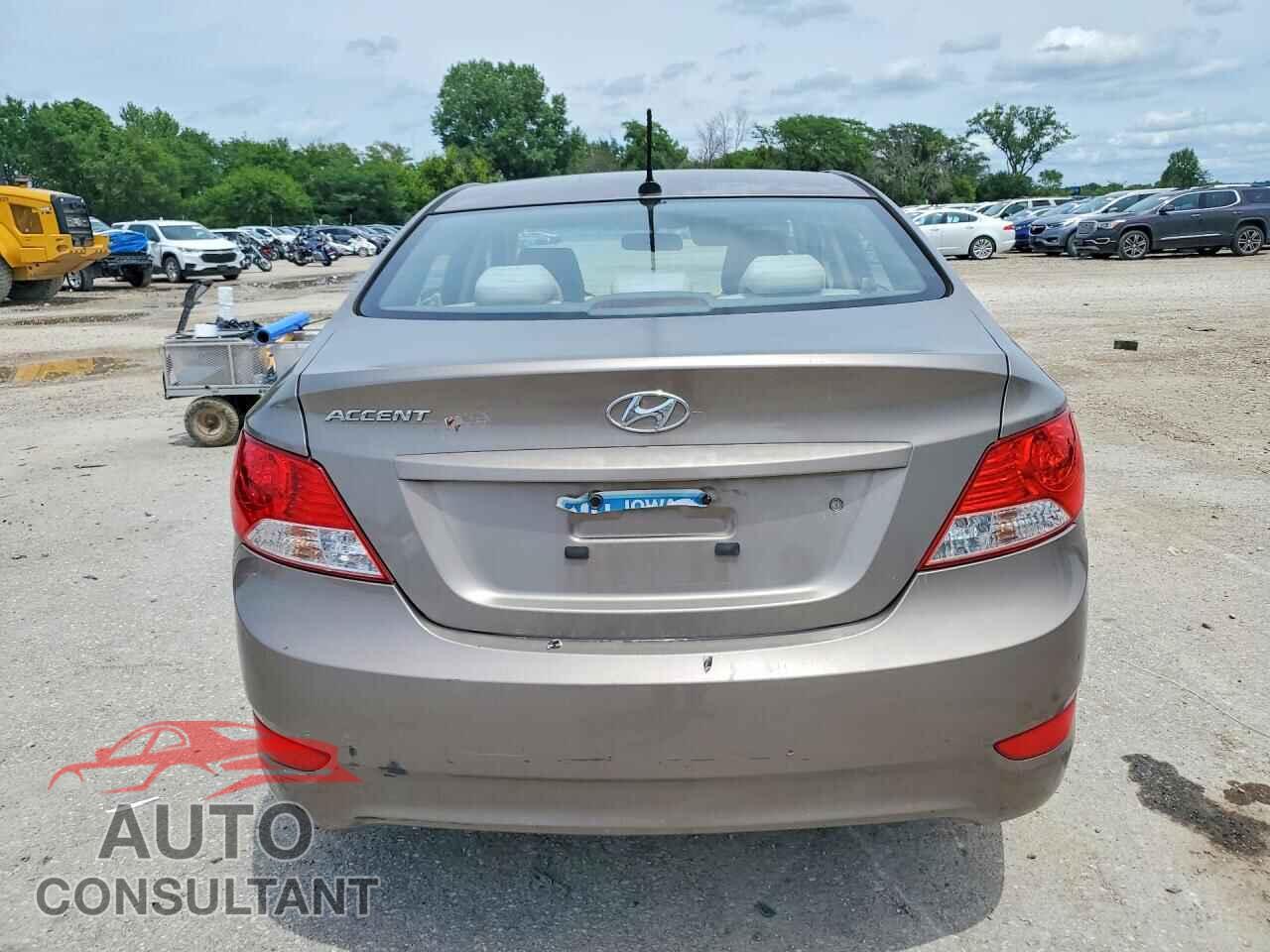 HYUNDAI ACCENT 2013 - KMHCT4AE0DU543011