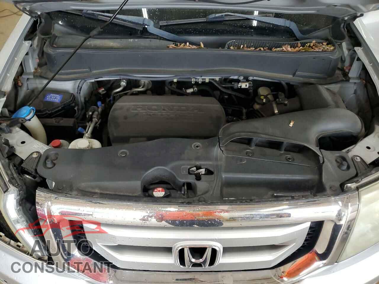 HONDA PILOT 2011 - 5FNYF4H50BB022335