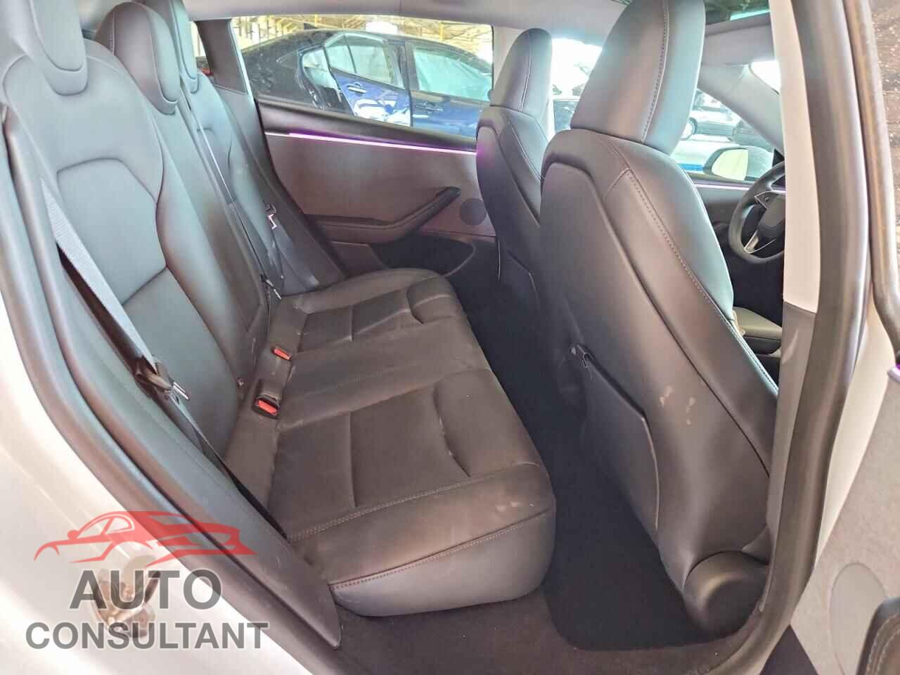 TESLA MODEL 3 2024 - 5YJ3E1EAXRF730521