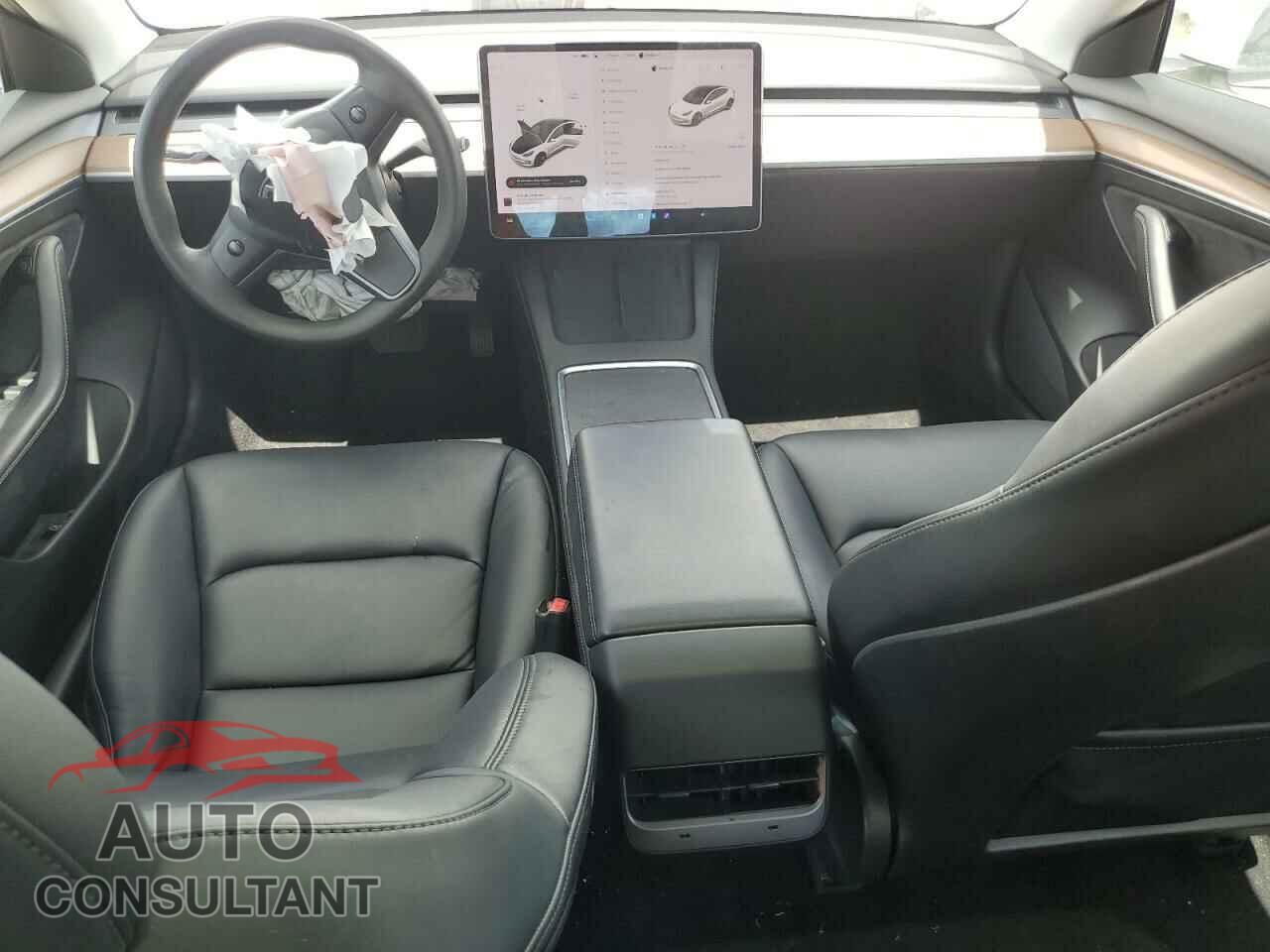 TESLA MODEL 3 2021 - 5YJ3E1EA1MF098131