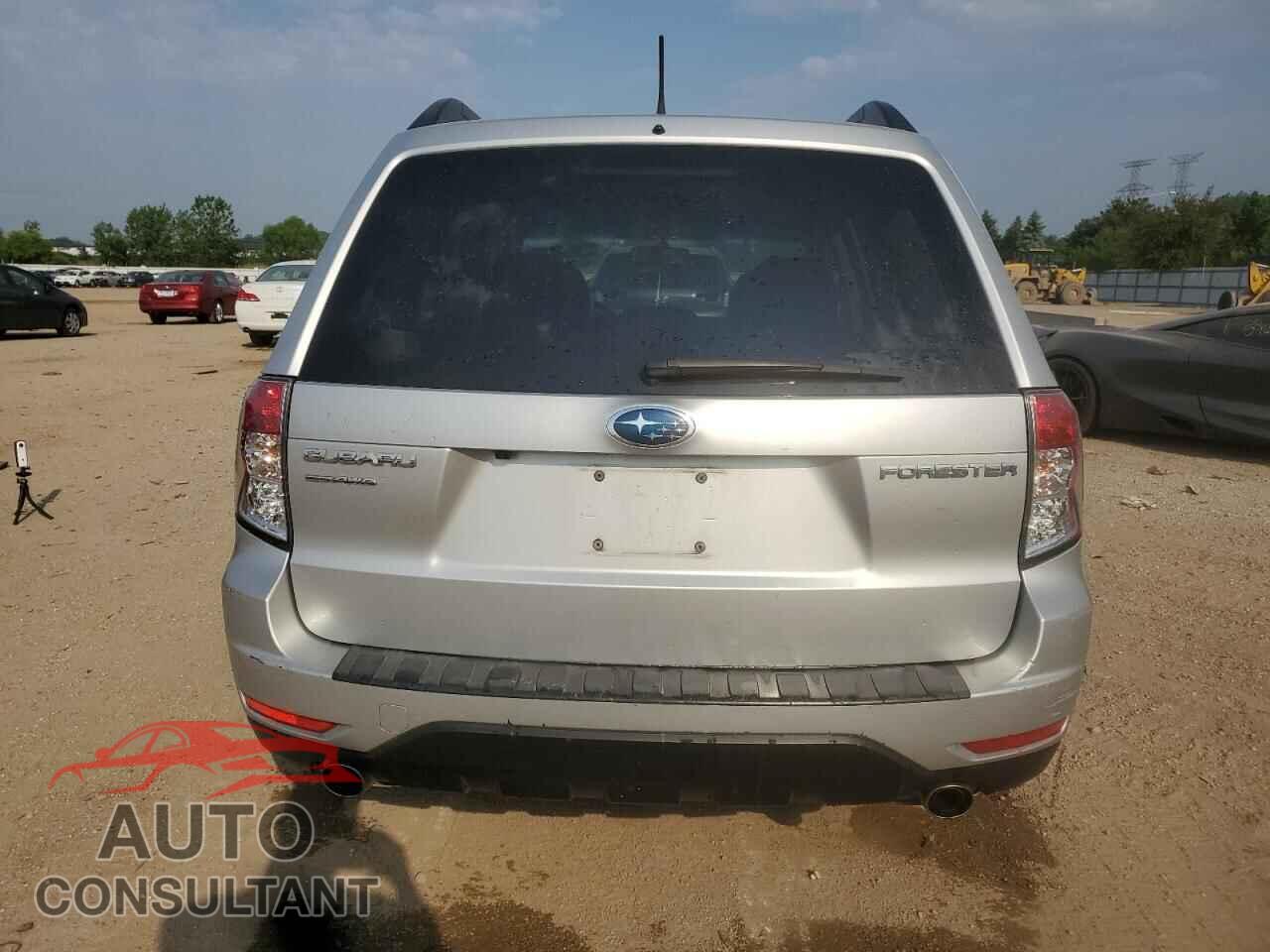 SUBARU FORESTER 2011 - JF2SHBEC2BH730448
