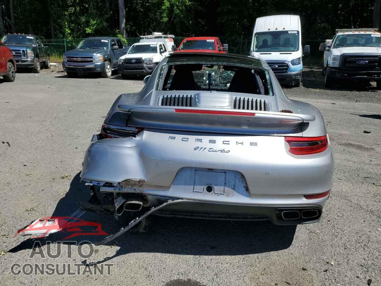 PORSCHE 911 2018 - WP0AD2A97JS156530