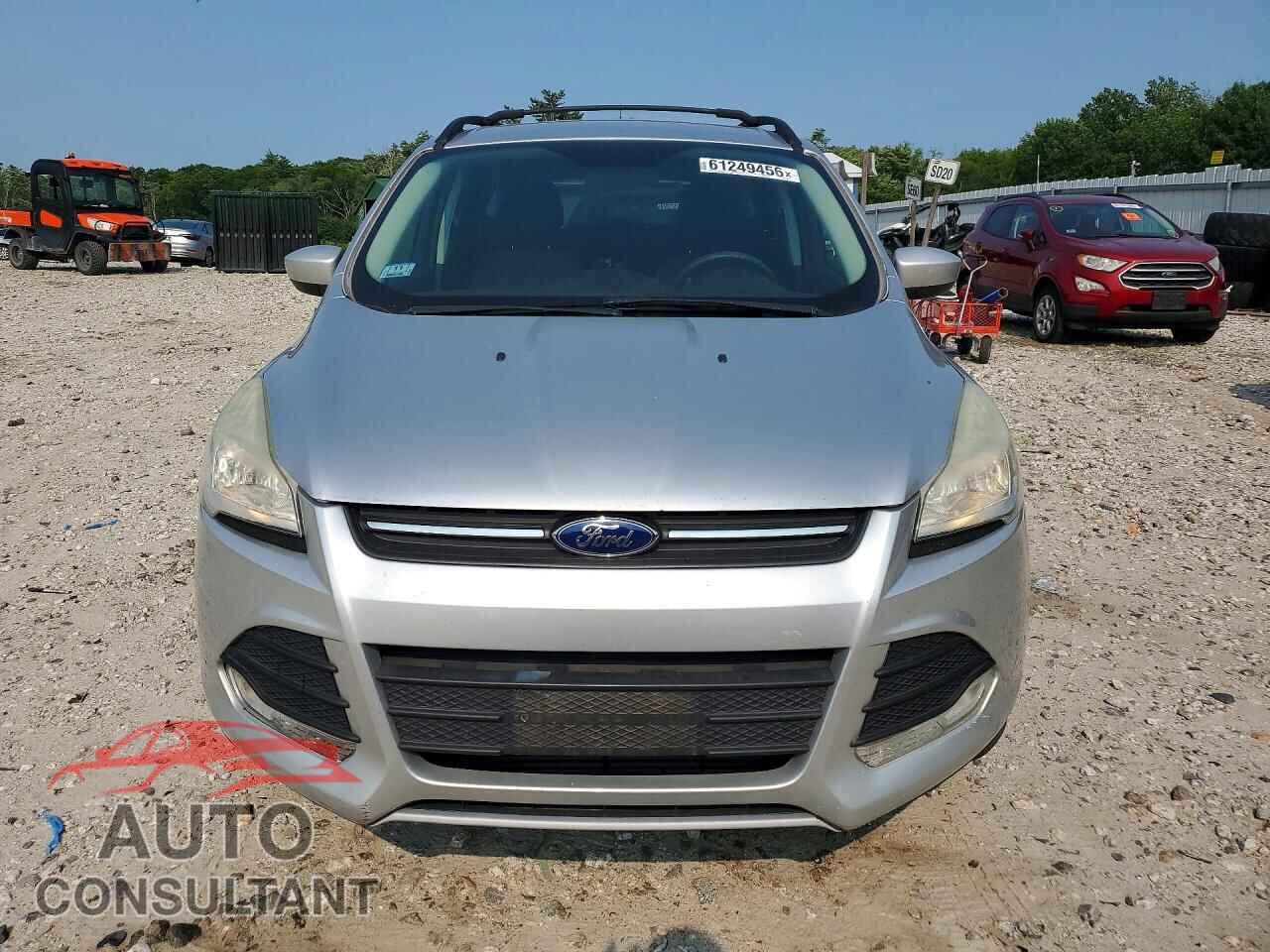 FORD ESCAPE 2013 - 1FMCU9G9XDUB85274