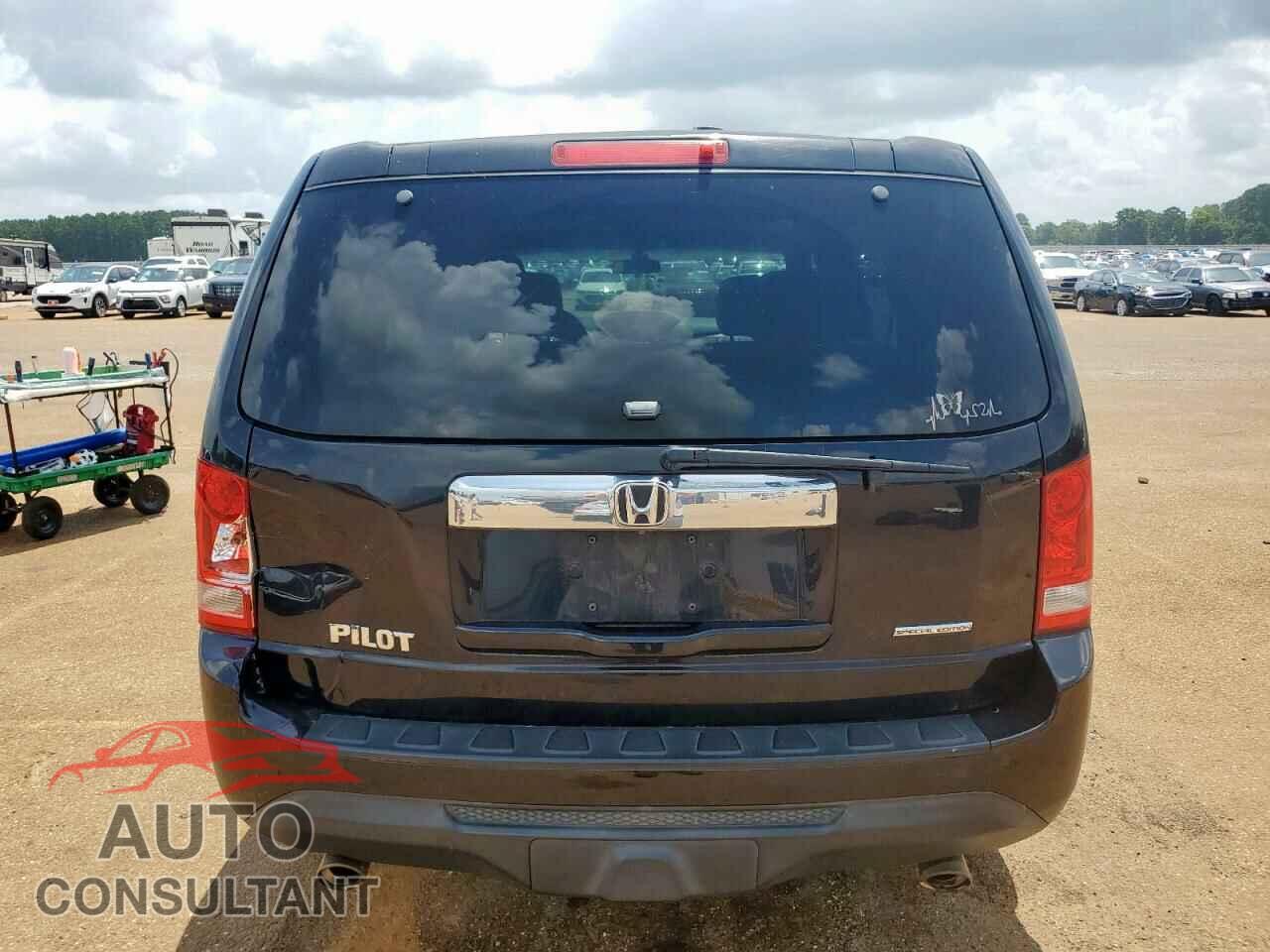 HONDA PILOT 2015 - 5FNYF3H38FB034876