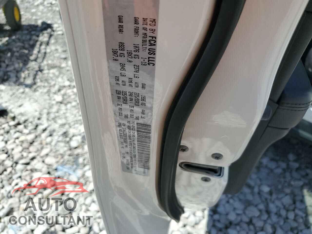 JEEP COMPASS 2019 - 3C4NJCBB2KT692920