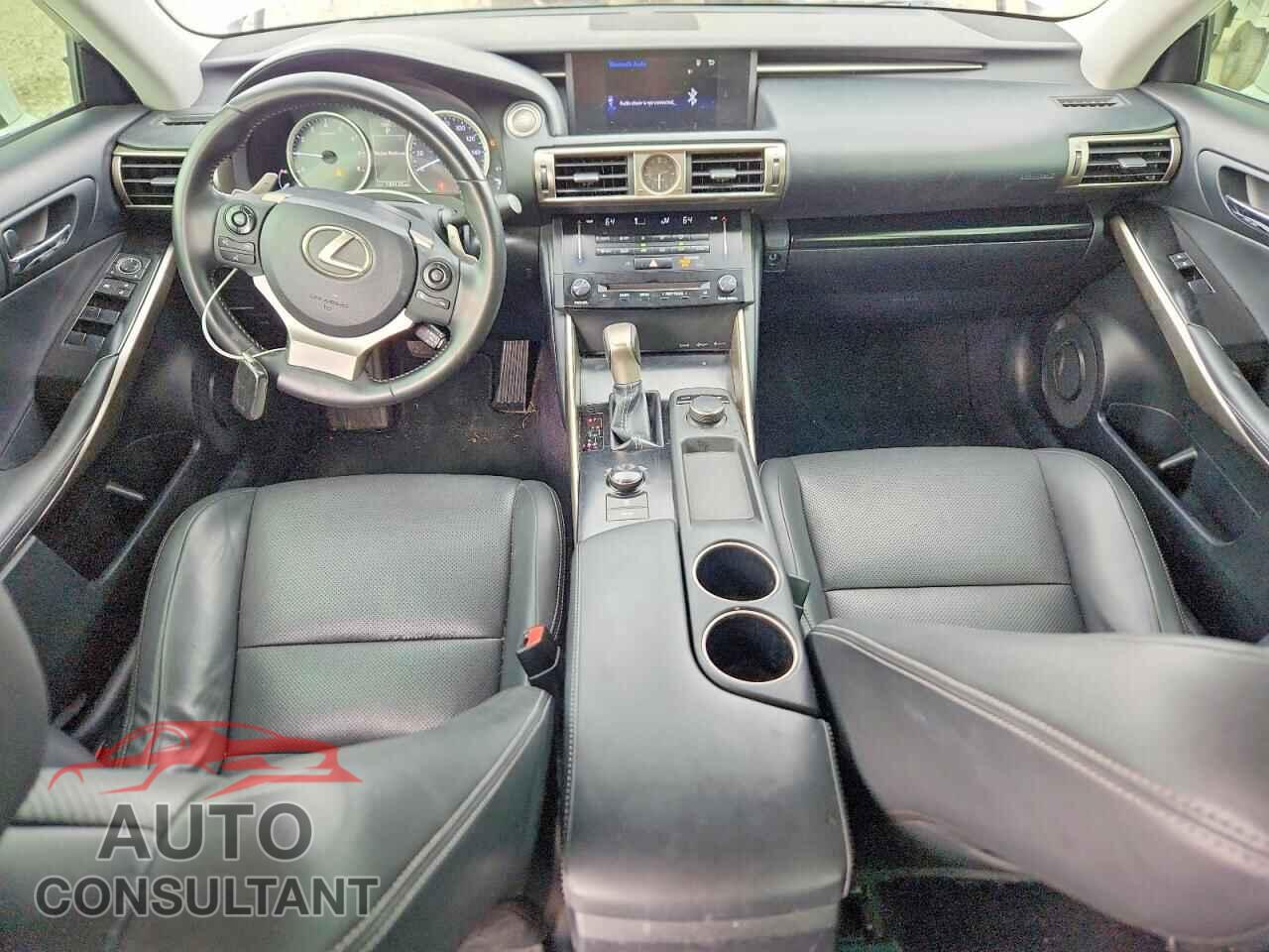 LEXUS IS 2014 - JTHBF1D29E5010821