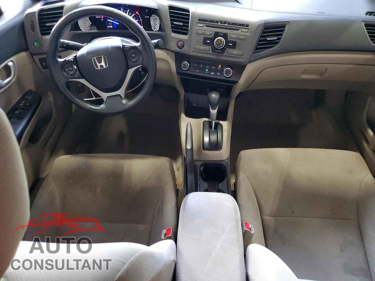 HONDA CIVIC 2012 - 2HGFB2F52CH572112
