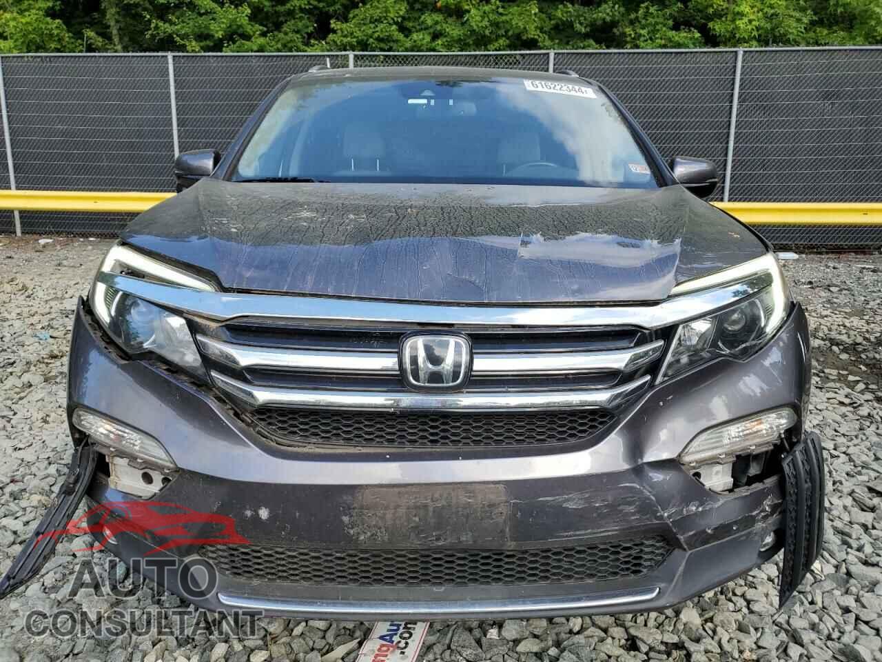 HONDA PILOT 2017 - 5FNYF6H94HB018618