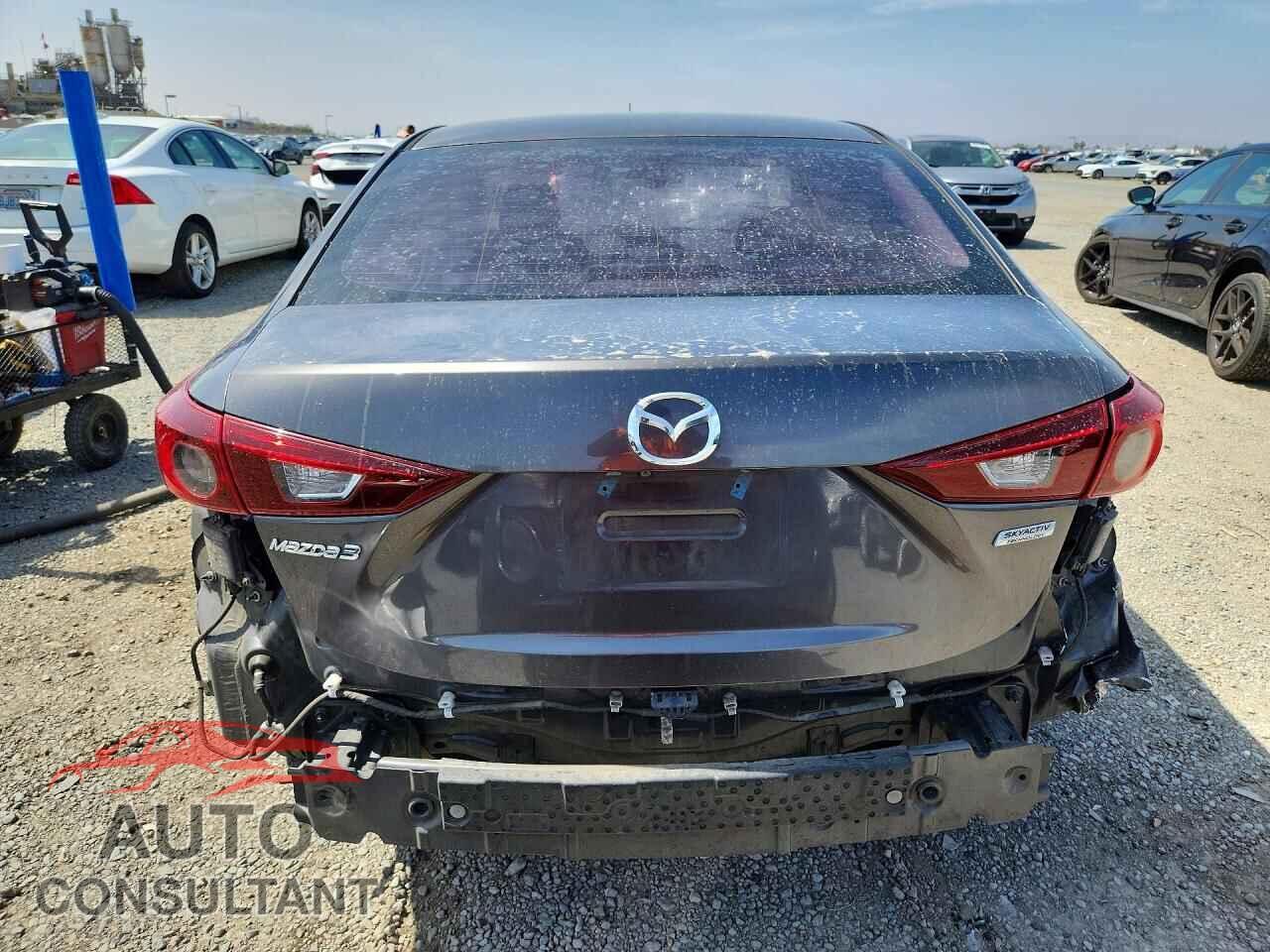 MAZDA 3 2017 - 3MZBN1U76HM107325
