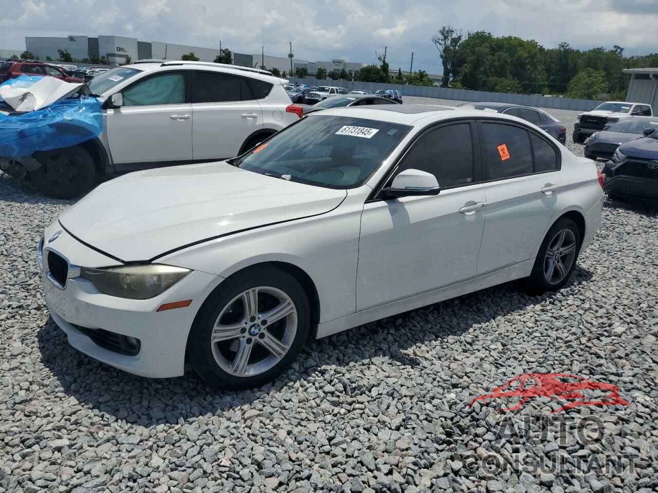 BMW 3 SERIES 2013 - WBA3A5G53DNP24618