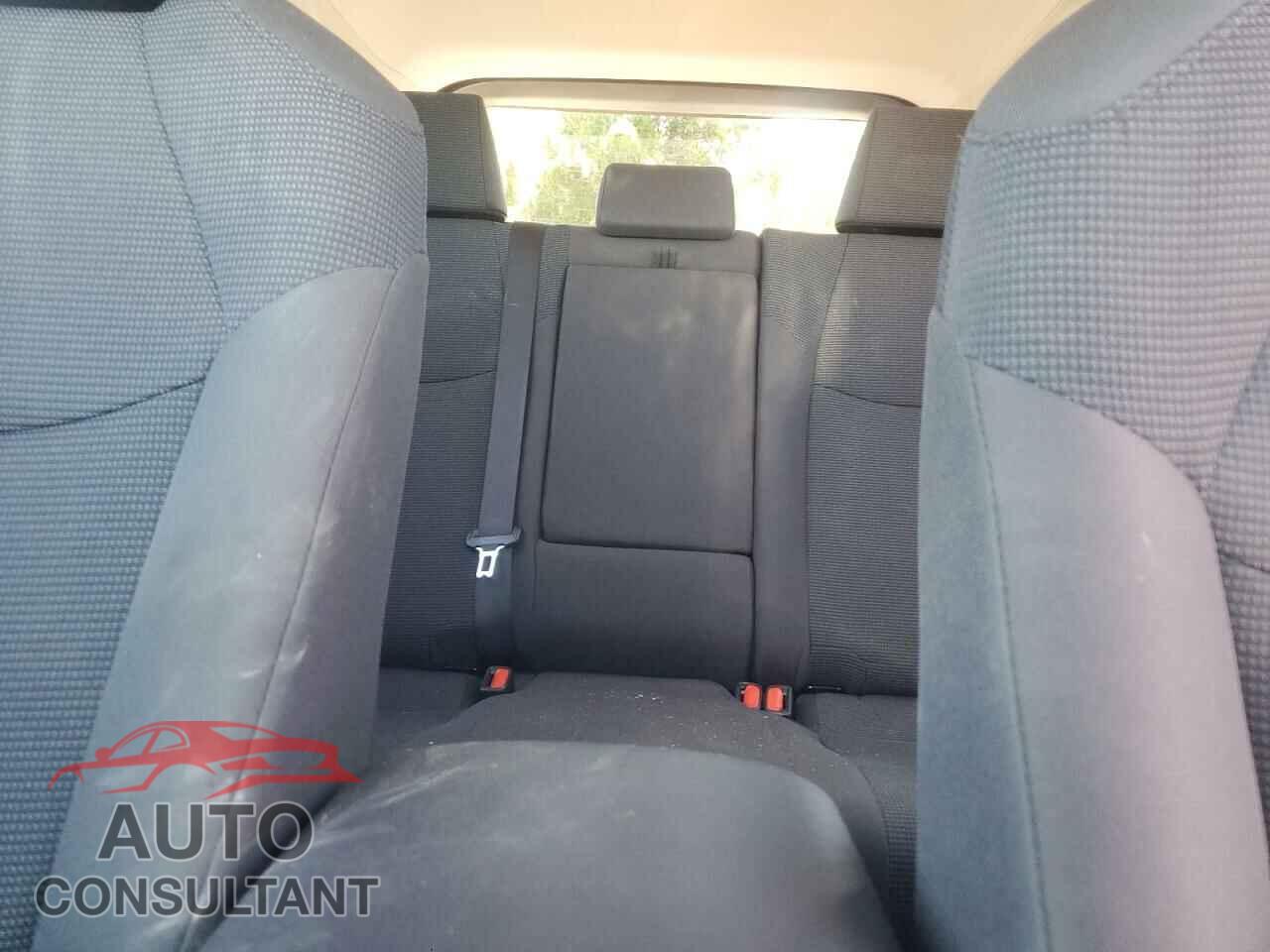 TOYOTA RAV4 2023 - 2T3H1RFV9PC240663
