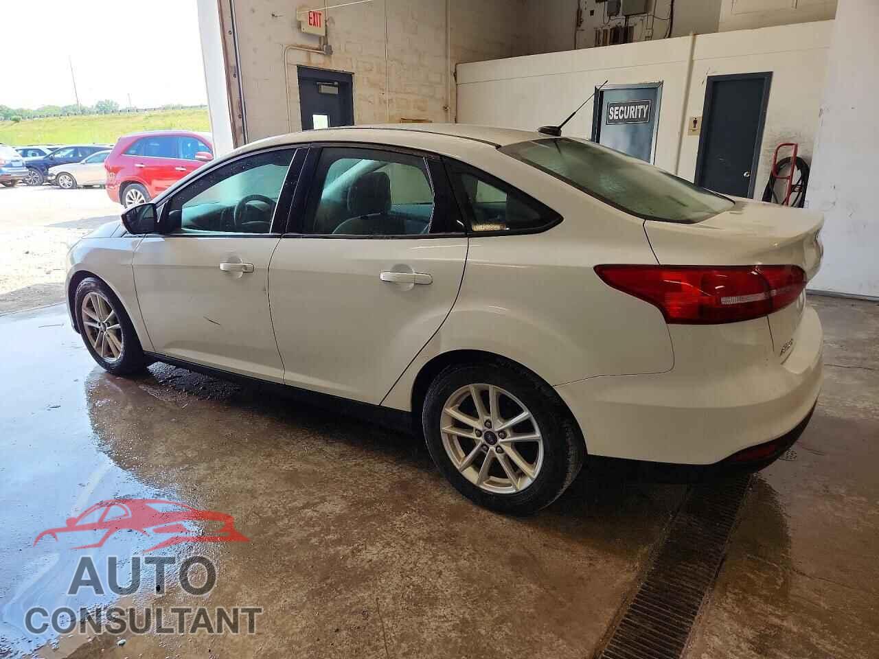 FORD FOCUS 2015 - 1FADP3F21FL328810
