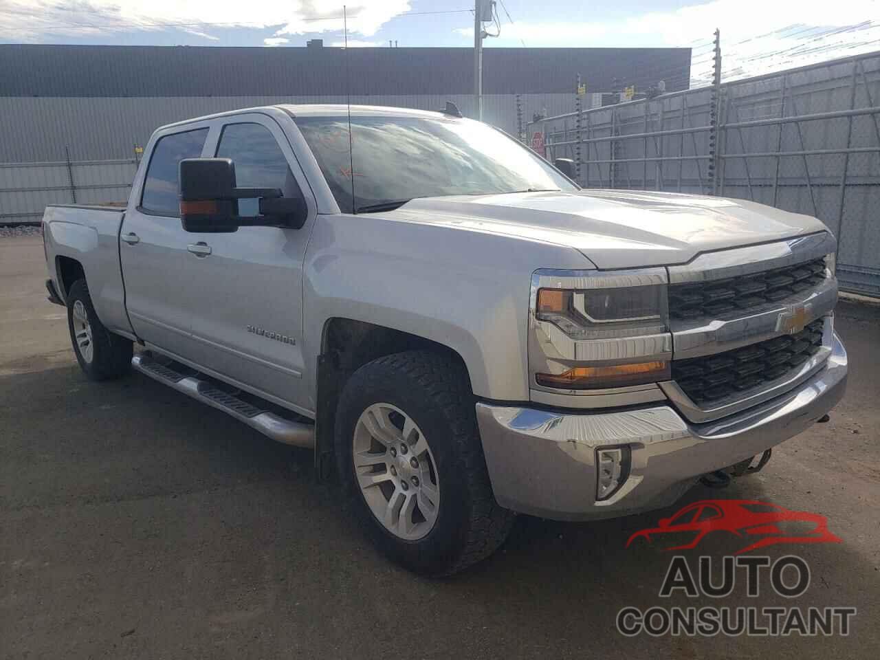 CHEVROLET SILVERADO 2018 - 3GCUKREC2JG300347