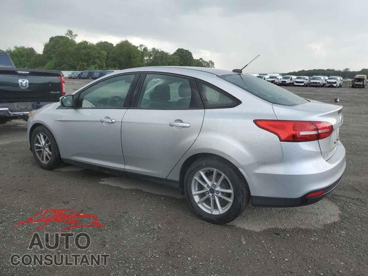 FORD FOCUS 2015 - 1FADP3F27FL263204