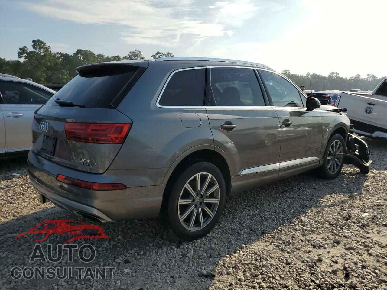 AUDI Q7 2018 - WA1LAAF70JD027417