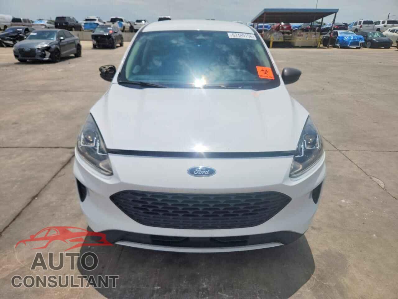FORD ESCAPE 2020 - 1FMCU0F64LUA47120