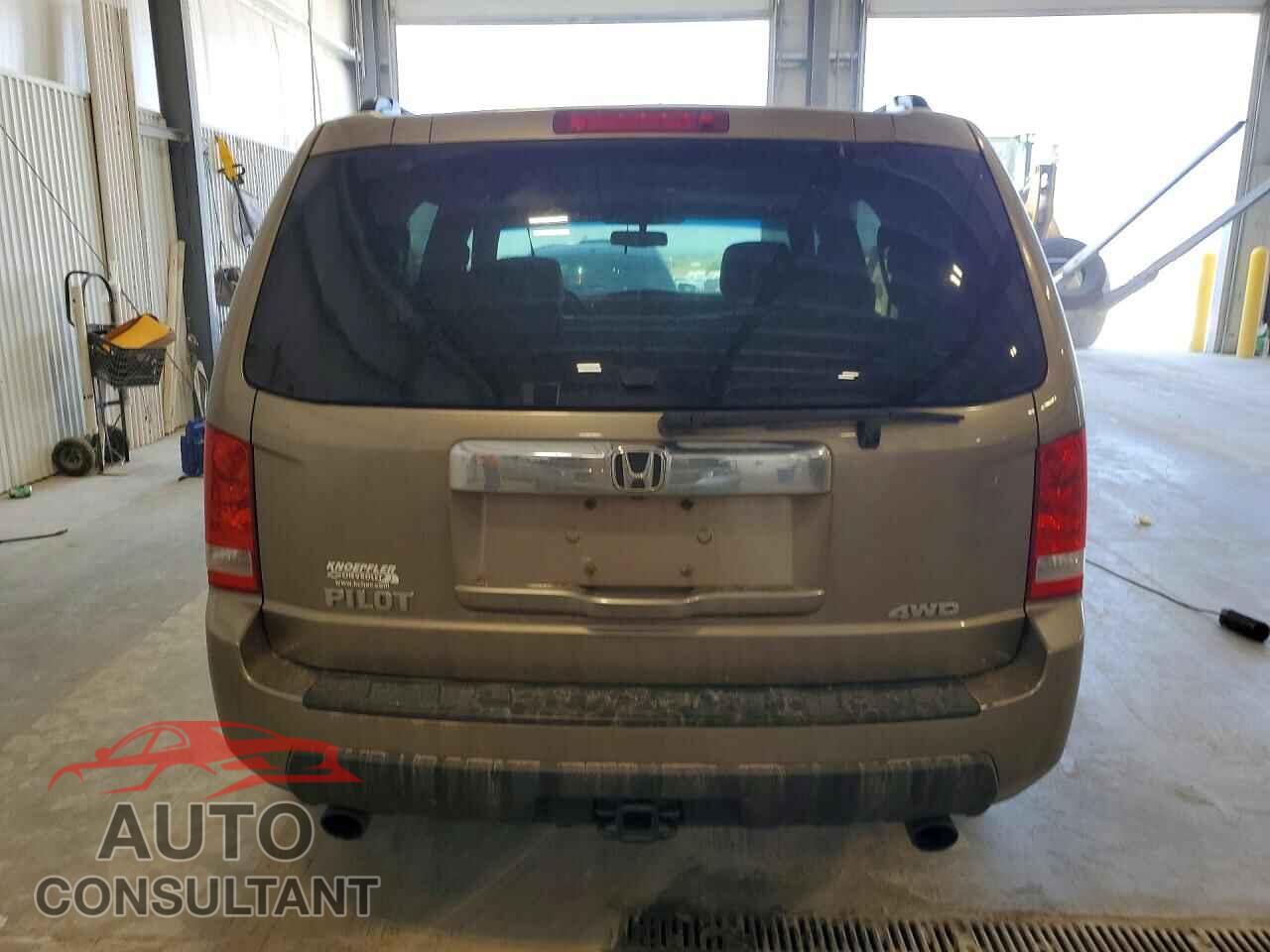 HONDA PILOT 2011 - 5FNYF4H55BB026056