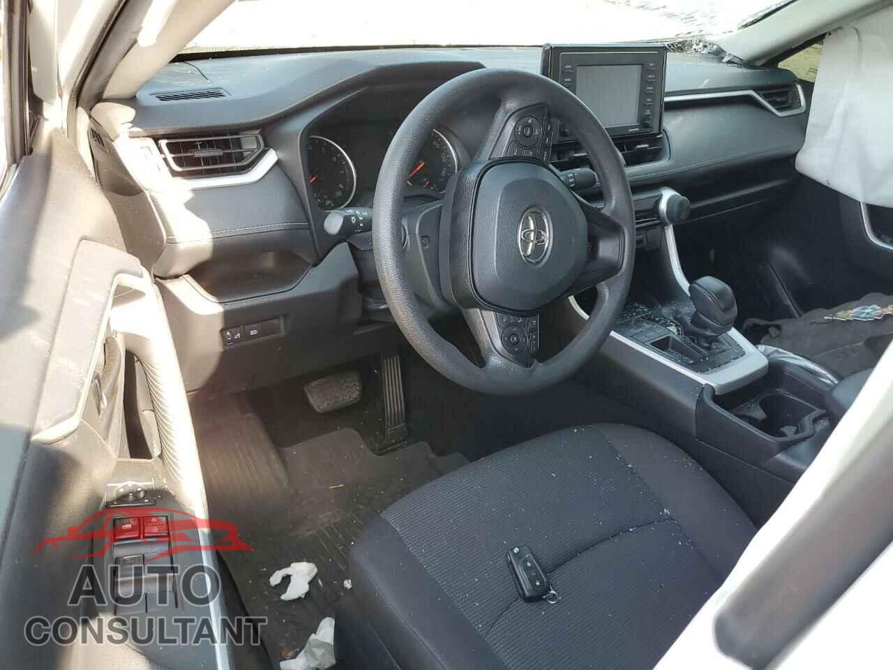 TOYOTA RAV4 2021 - 2T3K1RFV2MC150594